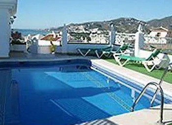 Hotel Bajamar Centro ネルハ